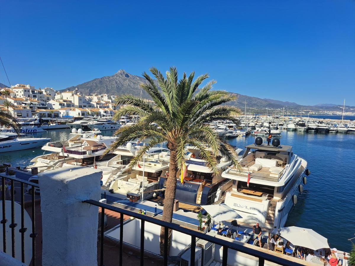 Private Suites In Huge Penthouse 1St Line Puerto Banus, Incredible Views, Jacuzzis Марбелья Экстерьер фото