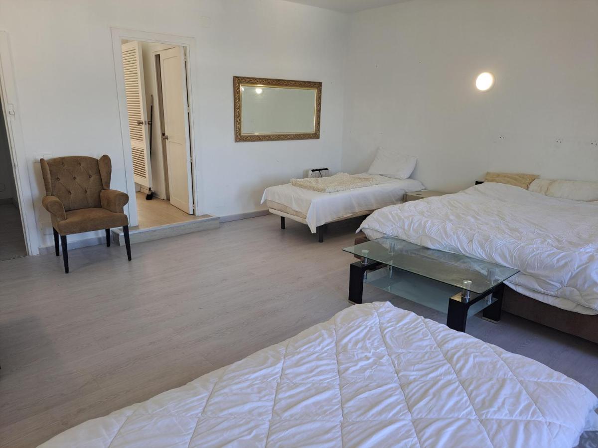 Private Suites In Huge Penthouse 1St Line Puerto Banus, Incredible Views, Jacuzzis Марбелья Экстерьер фото