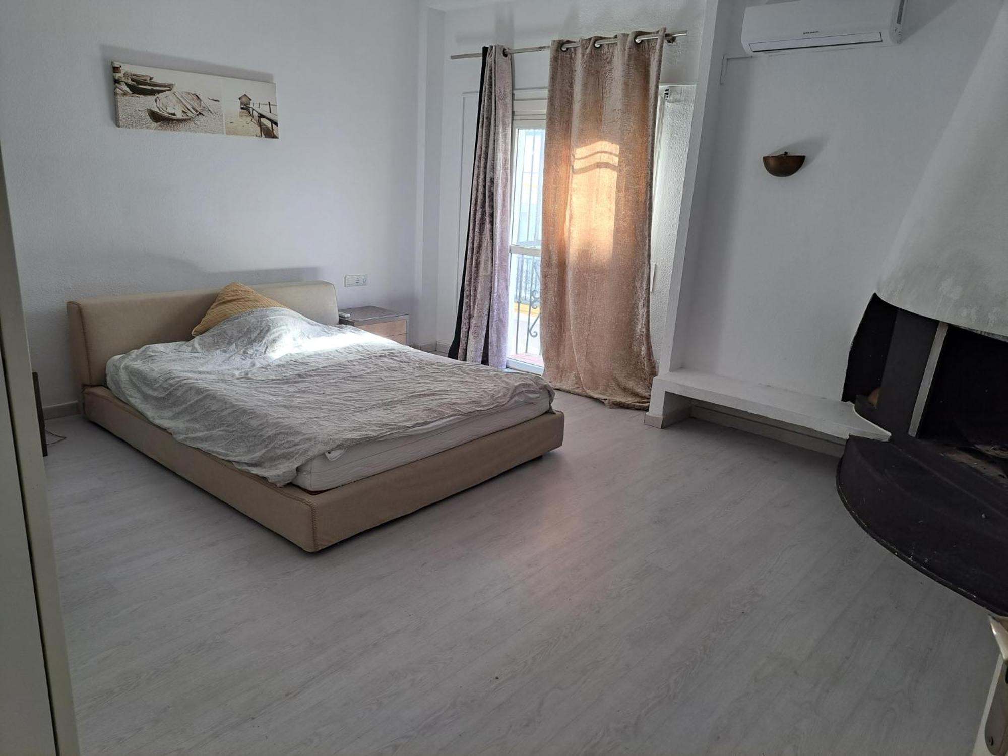 Private Suites In Huge Penthouse 1St Line Puerto Banus, Incredible Views, Jacuzzis Марбелья Экстерьер фото
